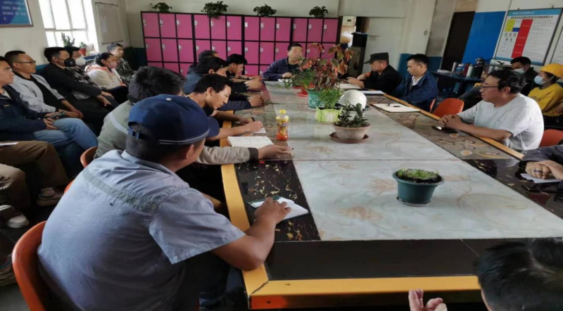 擰緊安全生產(chǎn)&ldquo;開關(guān)&rdquo; 攜手共筑安全&ldquo;防線&rdquo;  --物產(chǎn)工投公司召開安全管理規(guī)范化專項(xiàng)整治工作會議