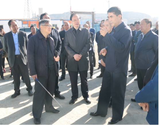 省委副書記、省長王建軍等領導一行視察海東工業(yè)園區(qū)臨空綜合經(jīng)濟園