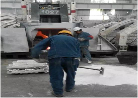 加強(qiáng)法治觀念、保障安全生產(chǎn)  嚴(yán)抓細(xì)管助推電解鋁安全生產(chǎn)新局面