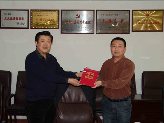 立足本職做貢獻(xiàn)，巾幗建功展風(fēng)采