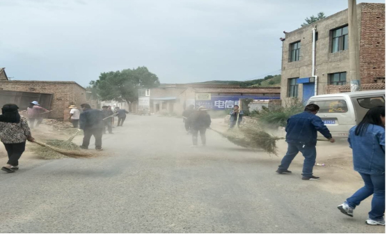 以&ldquo;慶七一&rdquo;為載體，物產(chǎn)工投公司黨委將&ldquo;黨的建設重點強化年&rdquo;活動向基層延伸