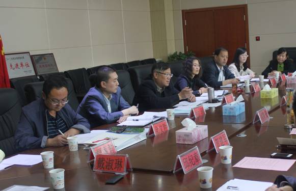 協(xié)調(diào)對(duì)接，有序推進(jìn)保稅物流中心項(xiàng)目建設(shè)