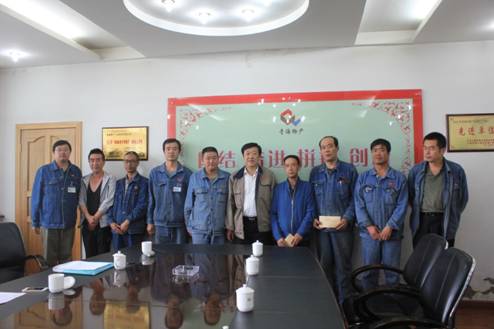 青海物產(chǎn)集團(tuán)黨委開展慶祝建黨95周年，走訪慰問(wèn)